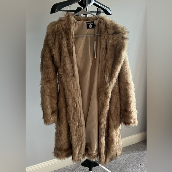 Boohoo Faux fur coat Tall womens size 2 NWT brown/cream - Picture 5 of 8